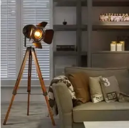 Retro Tripot Başlıklı Ayaklı Lambader - Siyah