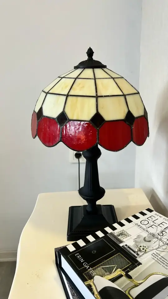 Vitray Abajur Masa Lambası Siyah Ayak 30Cm (12'') - Kırmızı
