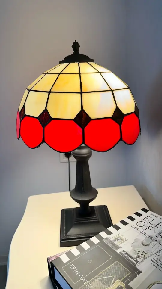 Vitray Abajur Masa Lambası Siyah Ayak 30Cm (12'') - Kırmızı