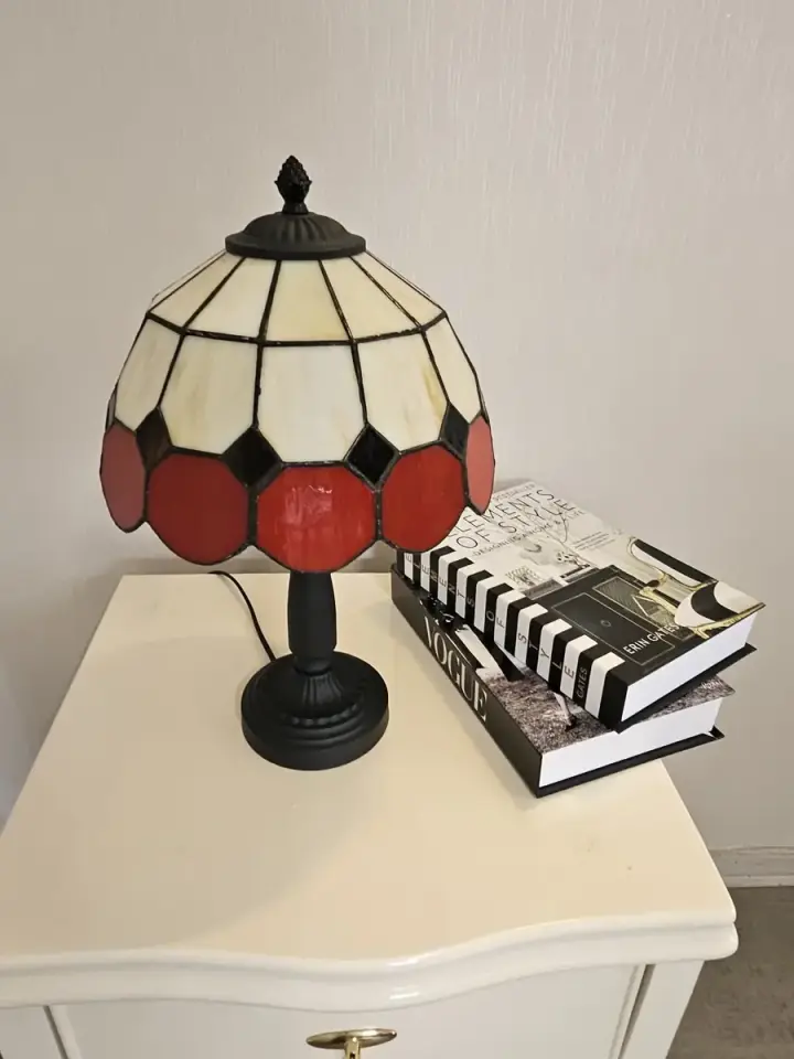 Vitray Abajur Masa Lambası Siyah Ayak 25Cm (10'') - Kırmızı