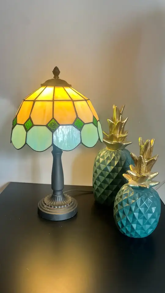 Vitray Abajur Masa Lambası Siyah Ayak 25Cm (10'') - Yeşil