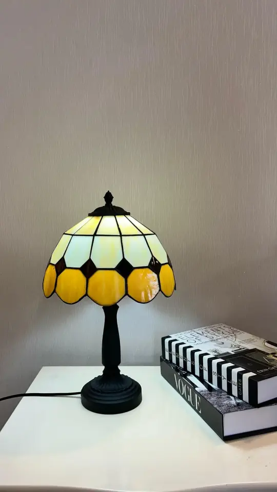 Vitray Abajur Masa Lambası Siyah Ayak 25Cm (10'') - Kahverengi